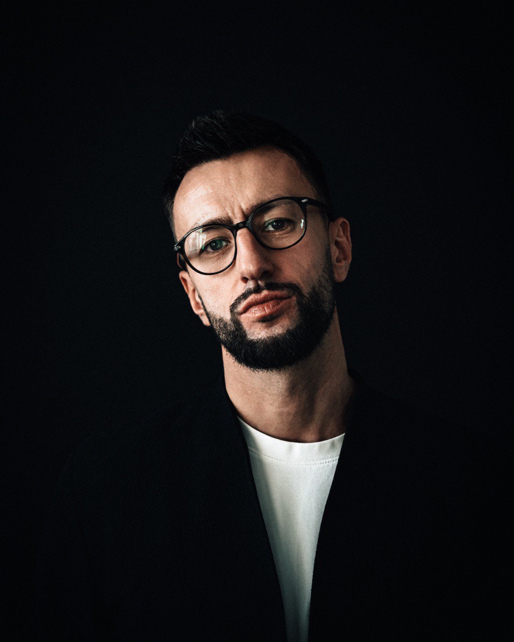 Данила Жаров Данила Жаров